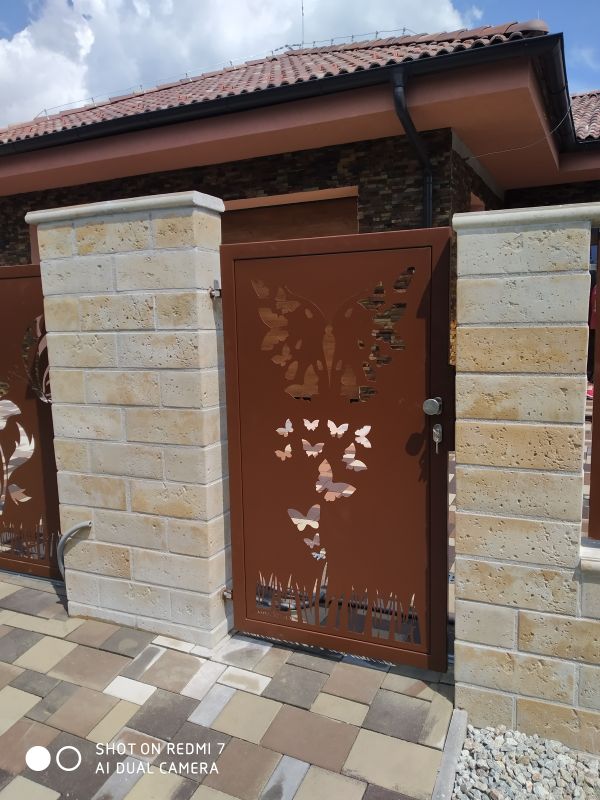 Realizace z designového plechu – Designový plech P003 1