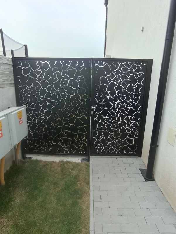 Galéria realizácií – Dizajnový plech Vzor A044