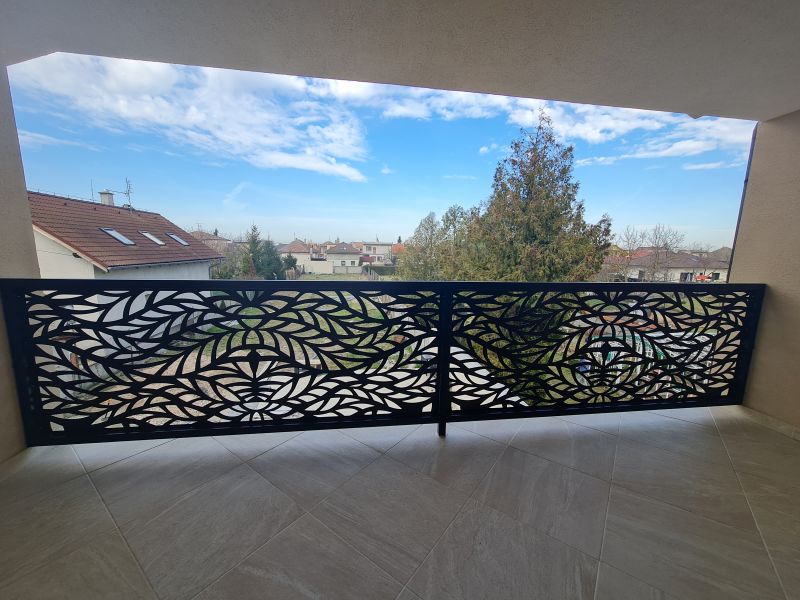 Galéria realizácií – Dizajnový plech Vzor A022