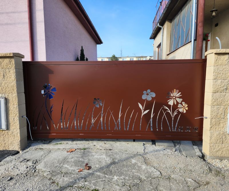 Galéria realizácií – Dizajnový plech Vzor F002