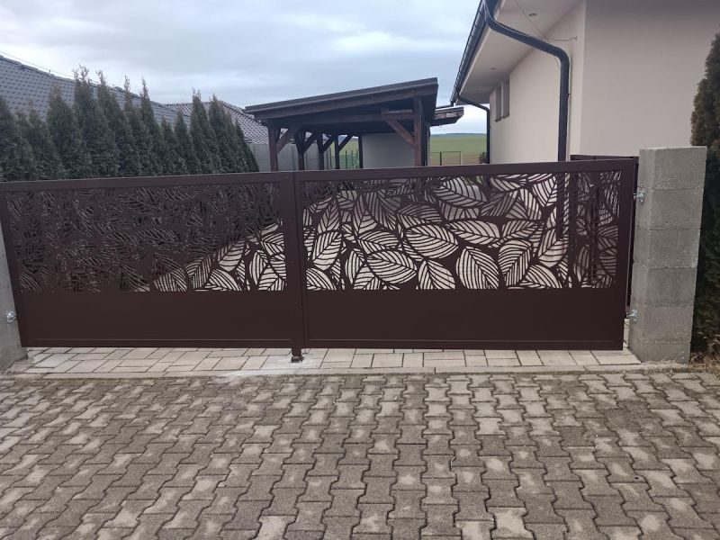 Galéria realizácií – Dizajnový plech Vzor L012